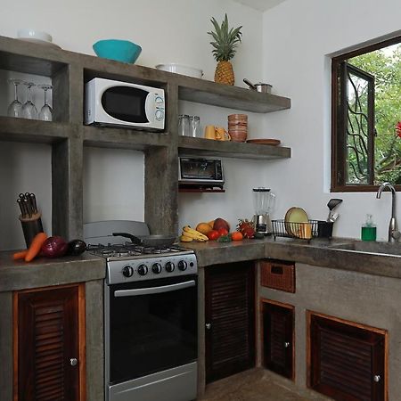 Casa Frangipani 호텔 몬테주마 외부 사진